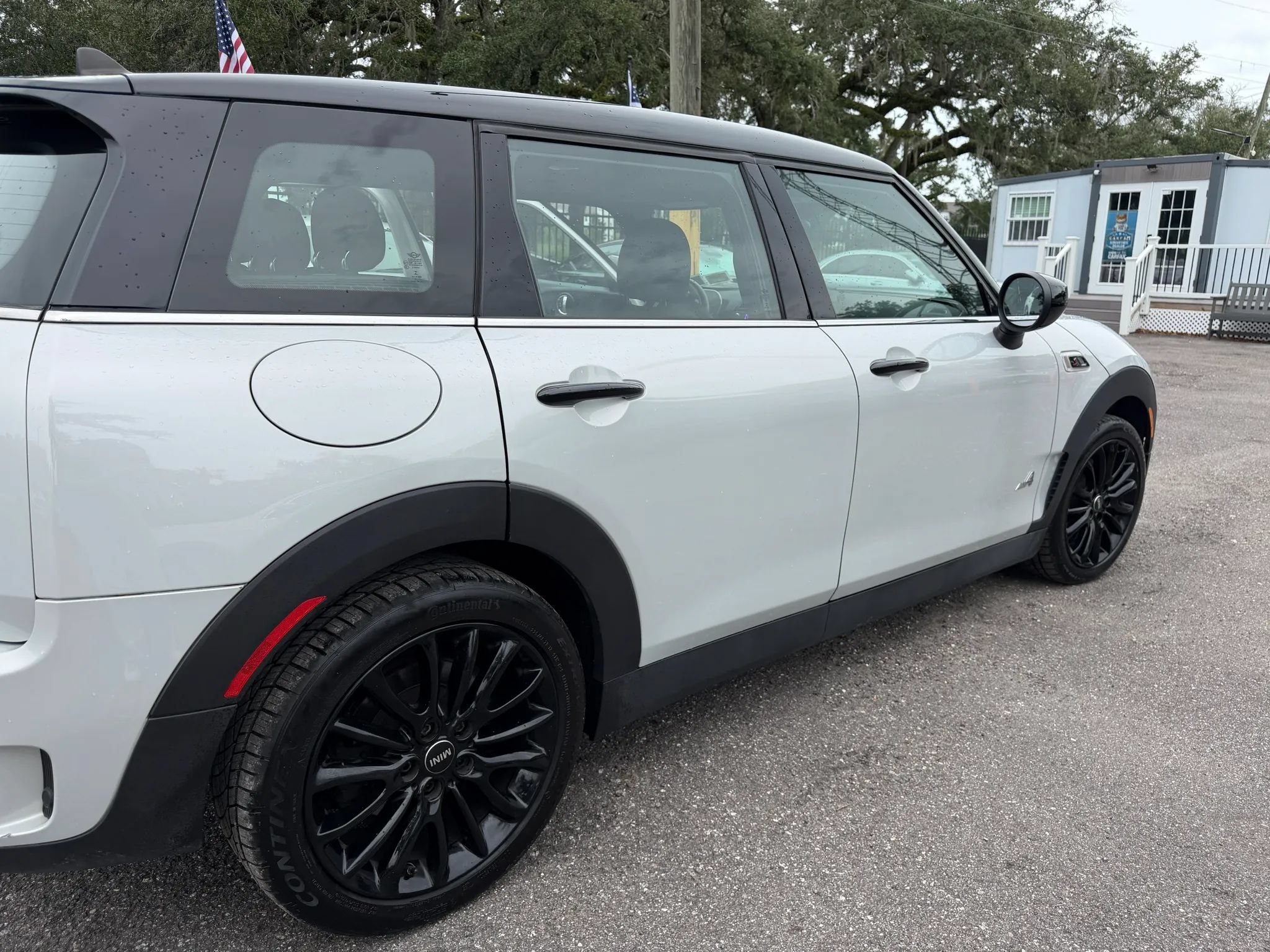 Used 2022 MINI Cooper Clubman S w/ Premium Package AWD/4WD image 7