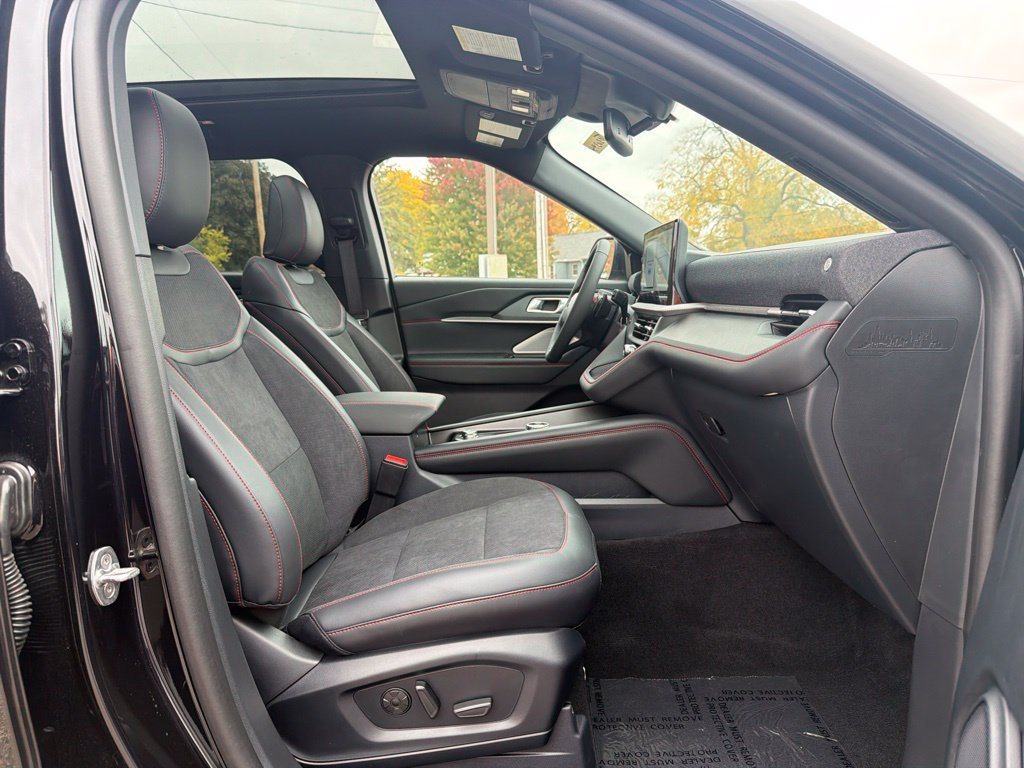 New 2026 Ford Explorer ST w/ Sun And Sound Package AWD/4WD image 10