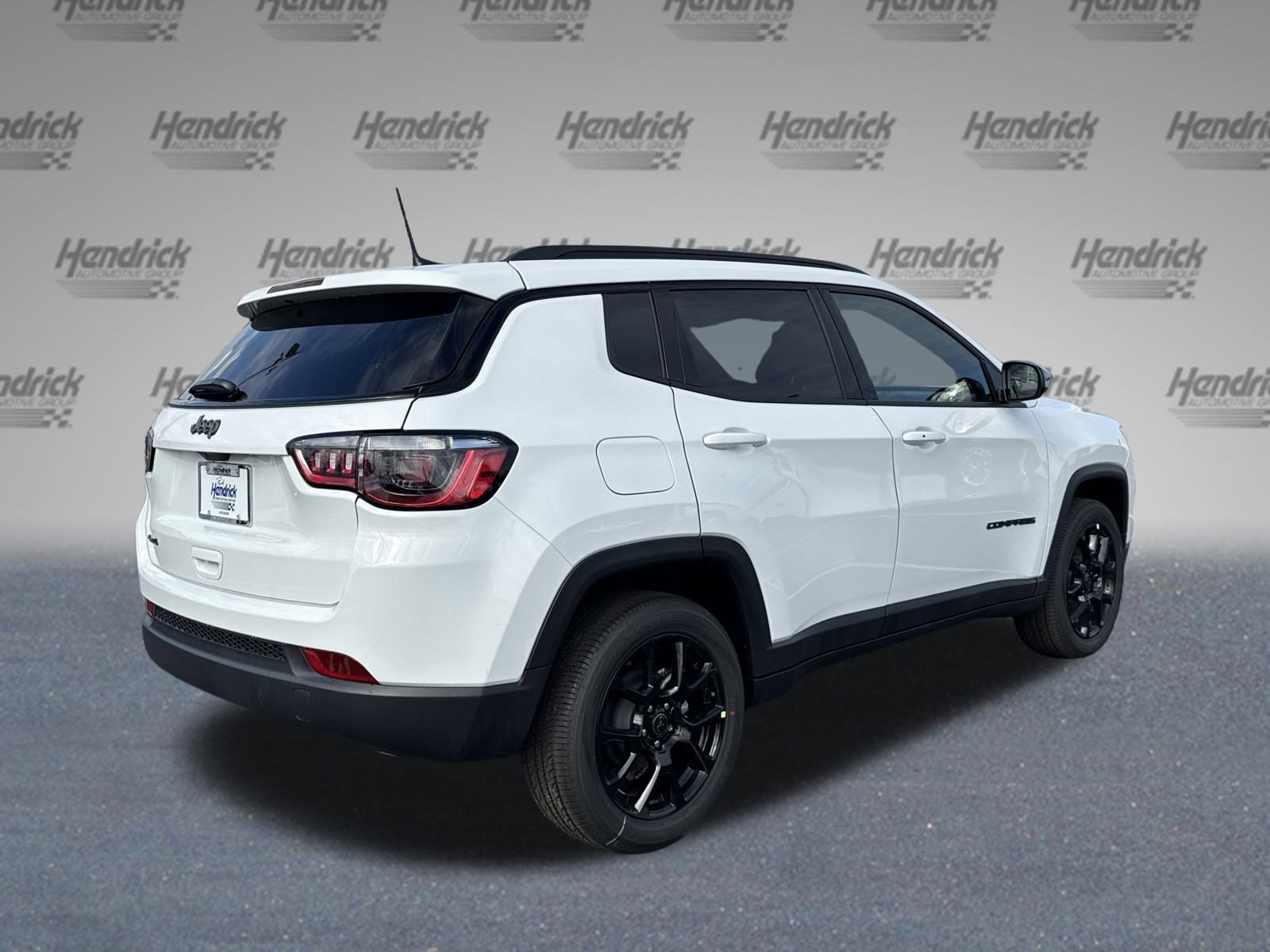 New 2026 Jeep Compass Latitude image 8