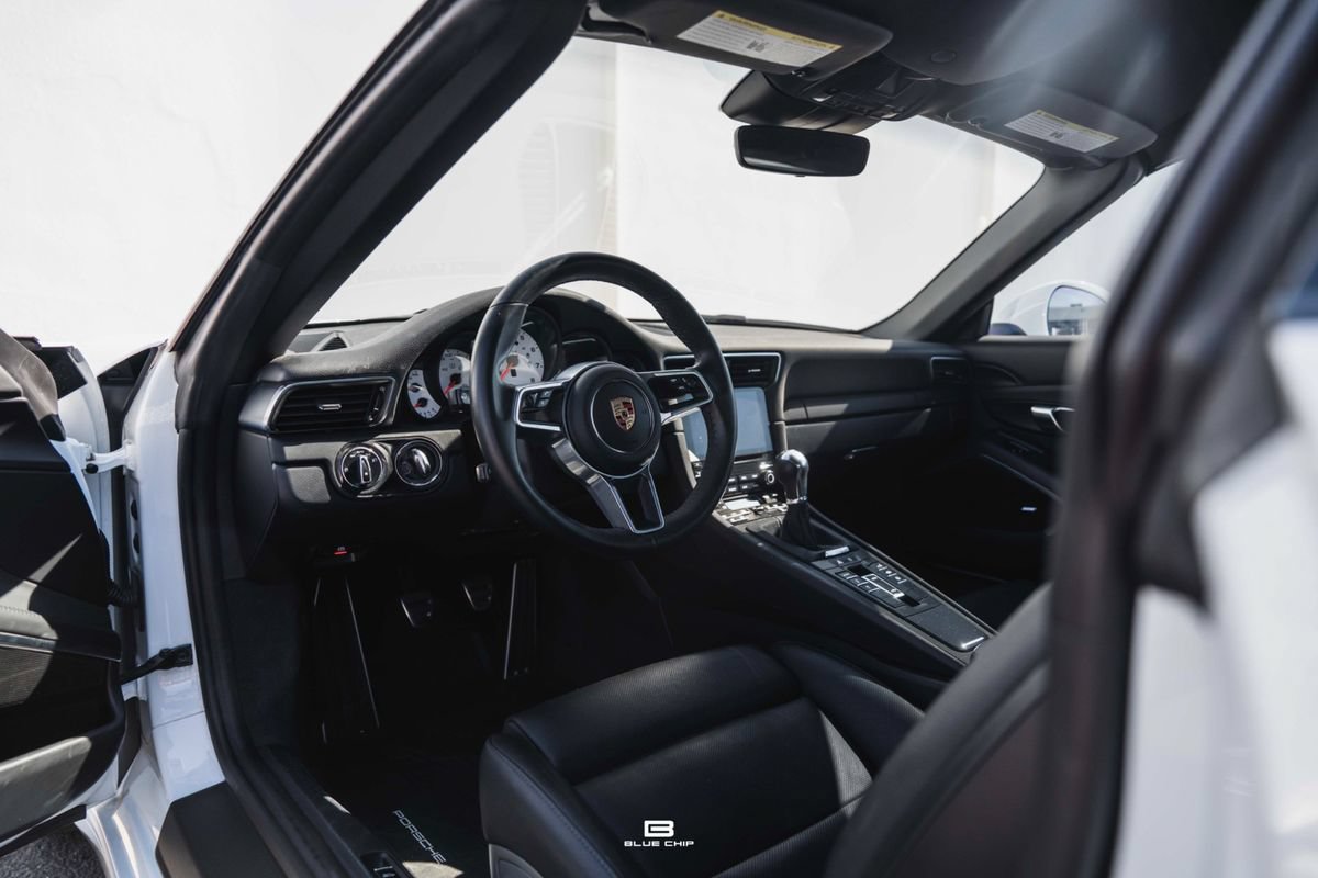 Used 2019 Porsche 911 Targa 4 AWD/4WD image 40