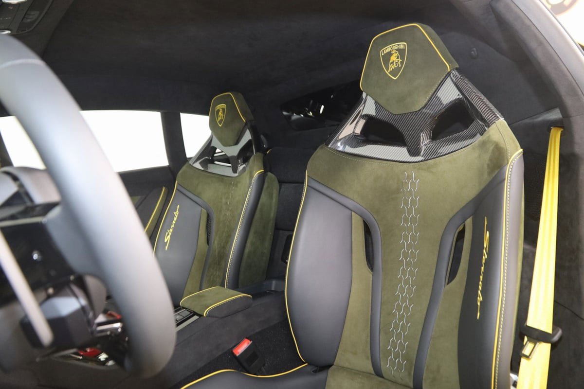 Used 2024 Lamborghini Huracan Sterrato image 46