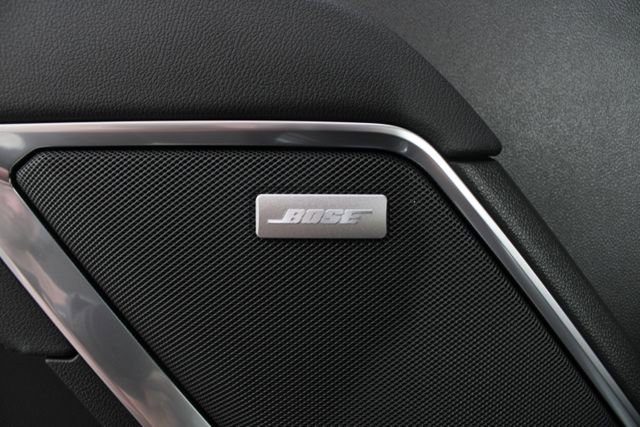 New 2026 GMC Sierra 1500 SLT image 17