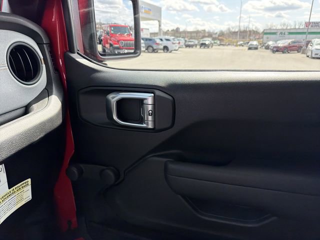Used 2024 Jeep Gladiator Sport AWD/4WD image 24