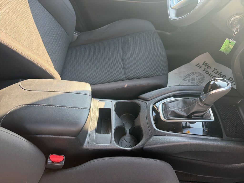 Used 2020 Nissan Rogue Sport S AWD/4WD image 34