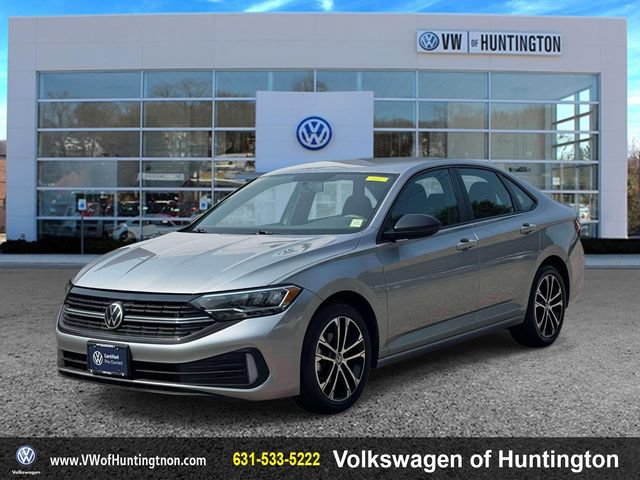 Certified 2022 Volkswagen Jetta Sport FWD image 4