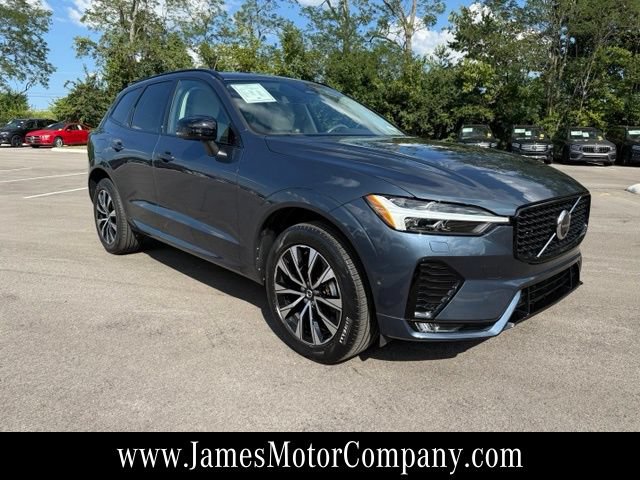 Used 2024 Volvo XC60 B5 Plus w/ Protection Package Premier AWD/4WD image 4