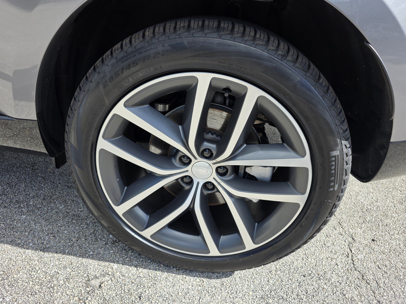 Certified 2024 Land Rover Range Rover SE AWD/4WD image 9