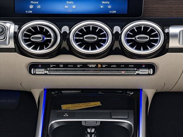New 2026 Mercedes-Benz GLB 250 image 20