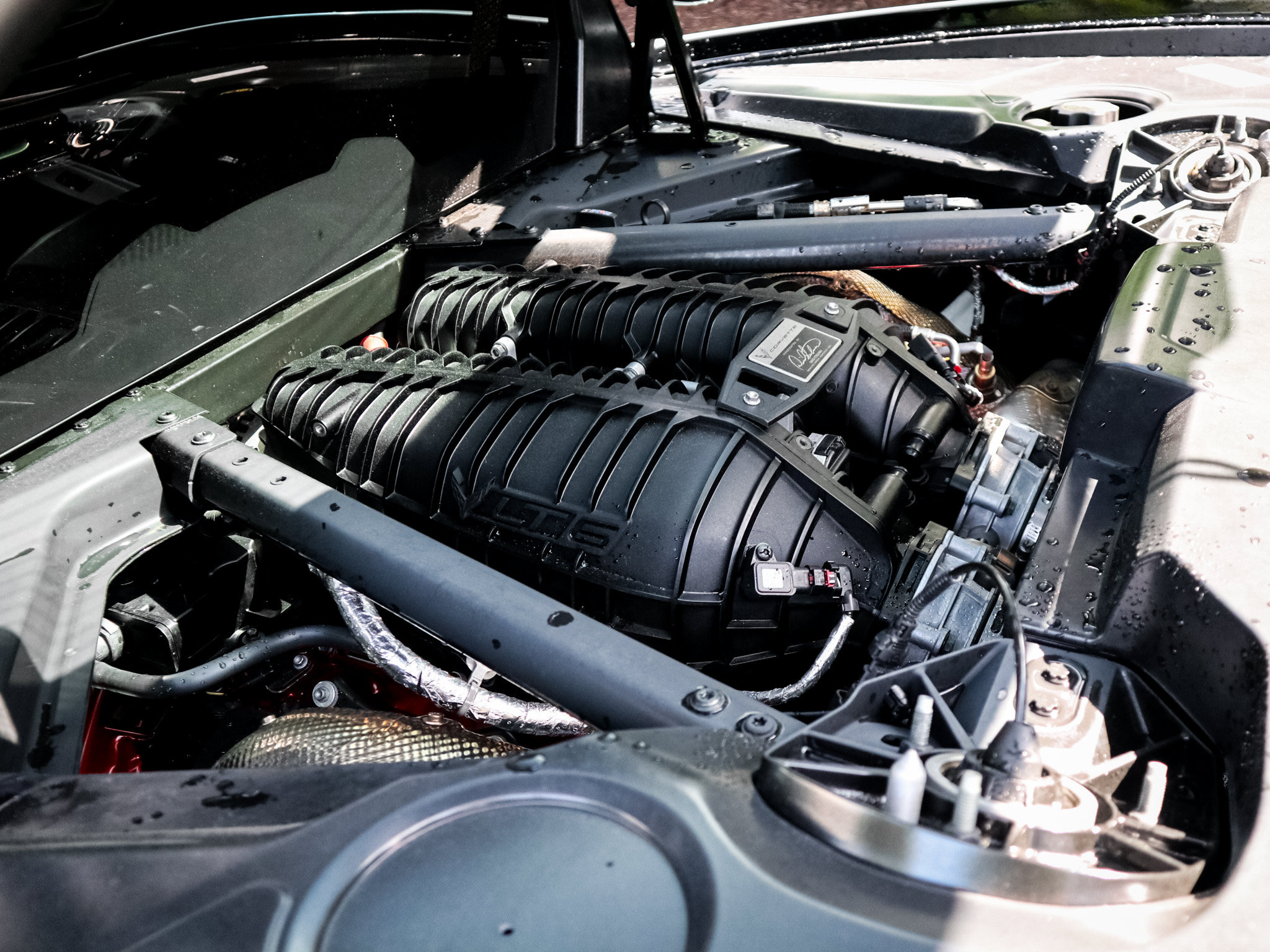 Used 2024 Chevrolet Corvette Z06 RWD image 33