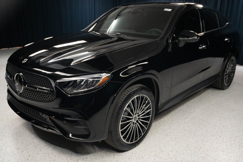 New 2026 Mercedes-Benz GLC 300 4MATIC image 1