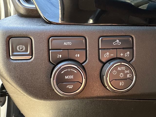 Used 2022 Chevrolet Silverado 1500 RST w/ LPO, Dark Essentials Package AWD/4WD image 23