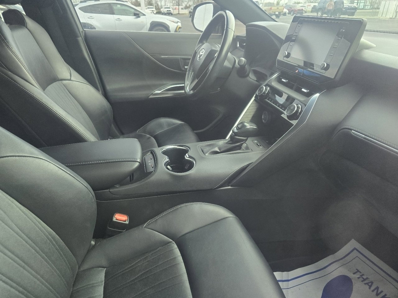 Used 2021 Toyota Venza XLE image 13