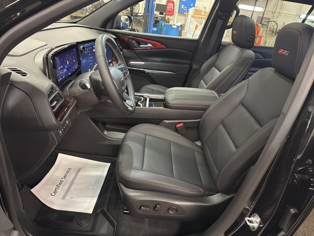 Used 2025 Chevrolet Traverse Z71 w/ Driver Confidence Package image 11