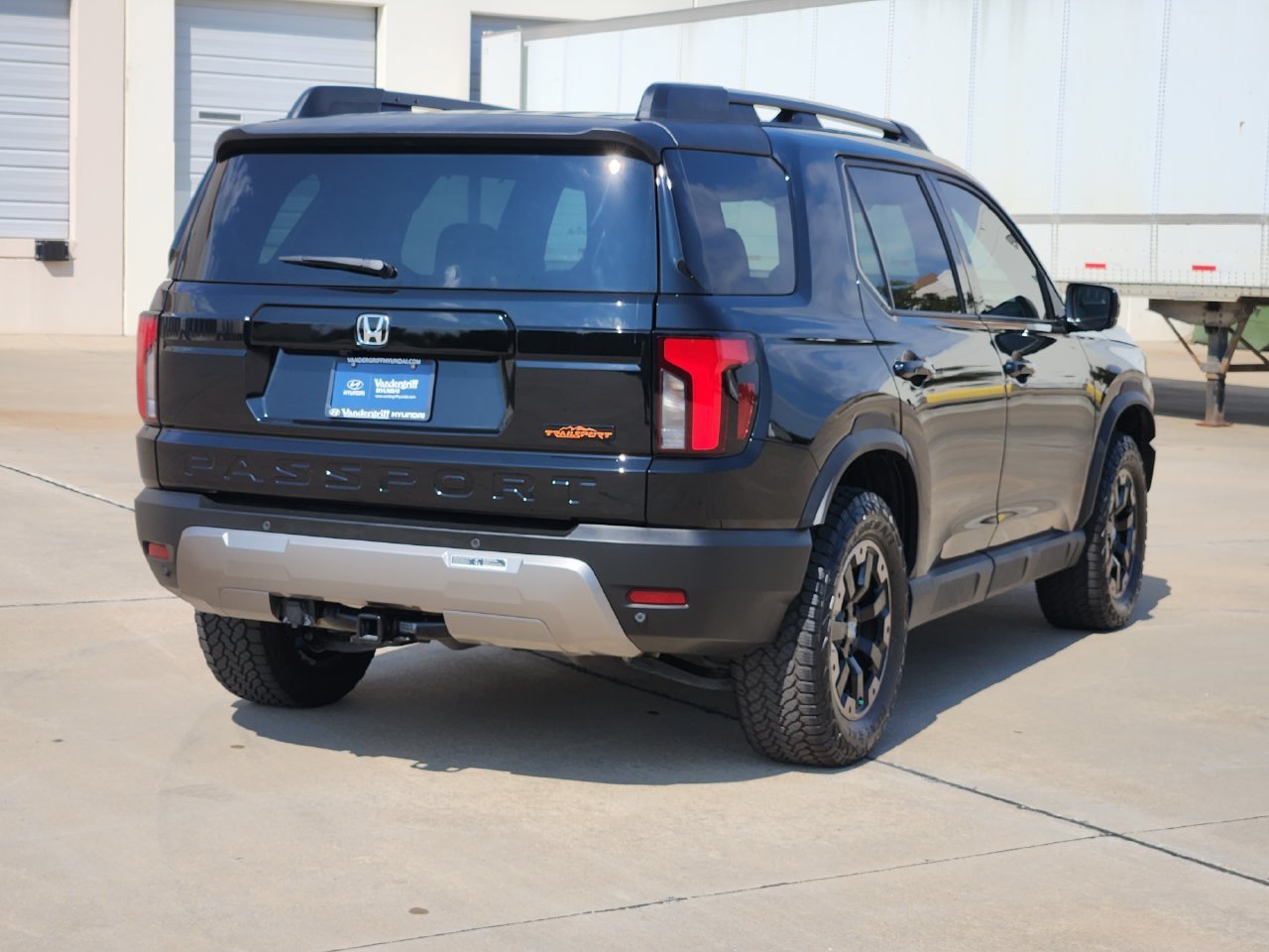 Used 2026 Honda Passport TrailSport Elite image 4