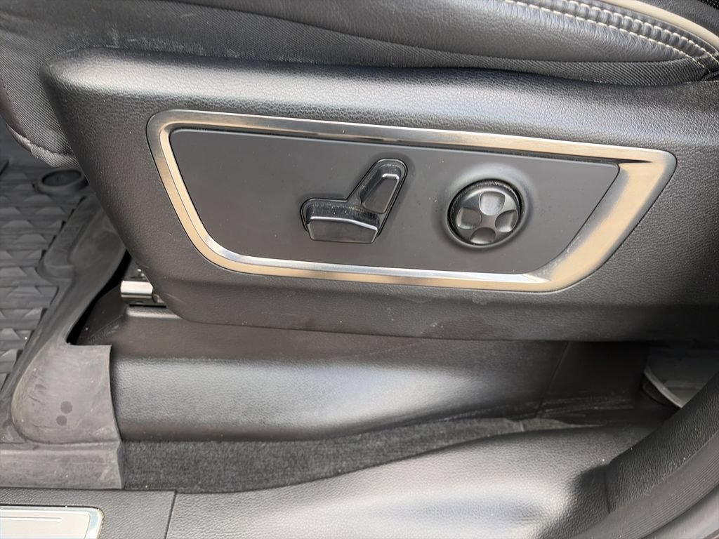 Used 2021 RAM 1500 Limited AWD/4WD image 12