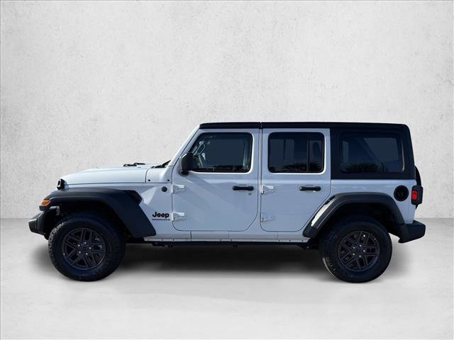 Used 2025 Jeep Wrangler Sport S image 9