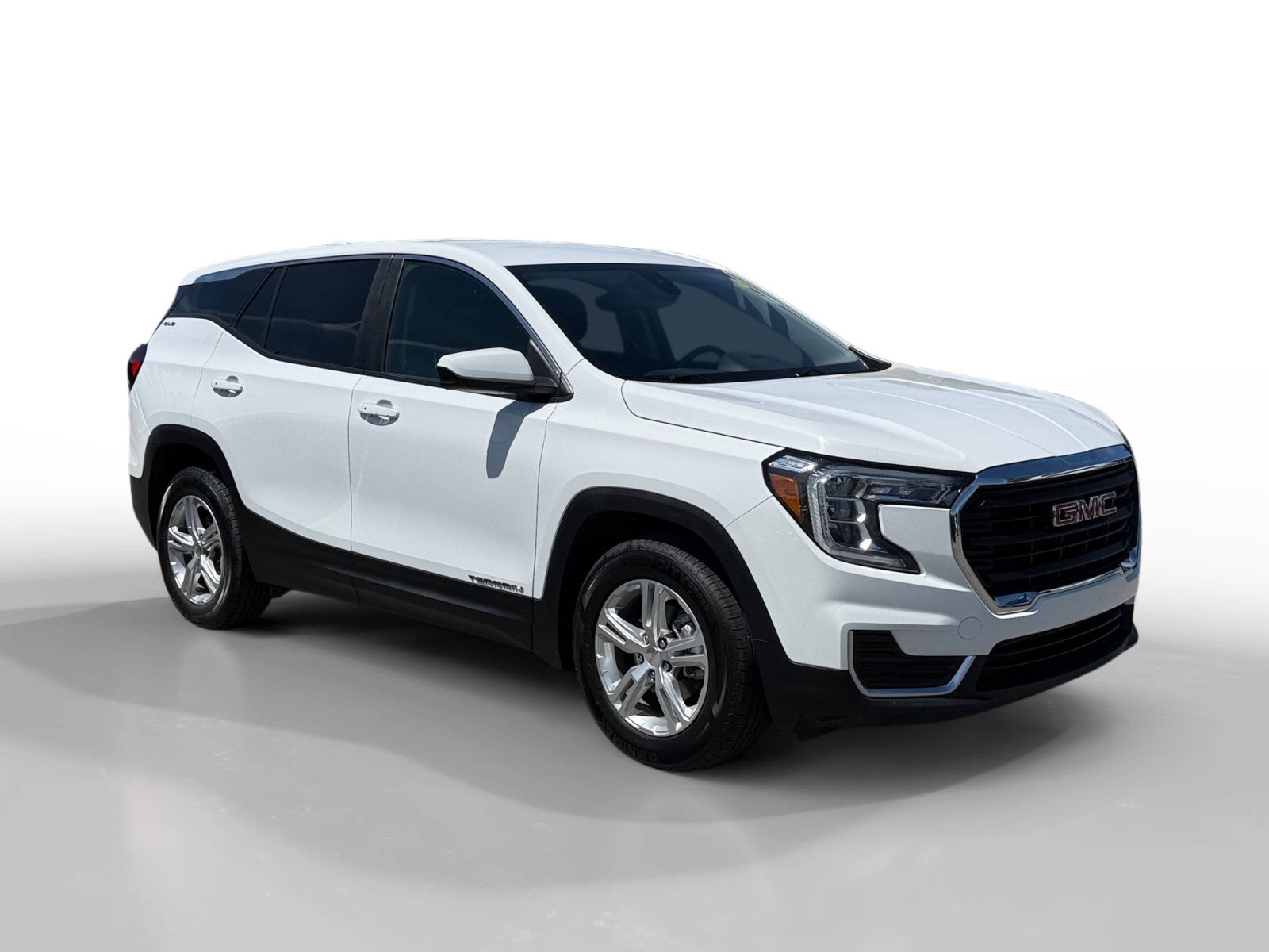 Used 2024 GMC Terrain SLE FWD image 7