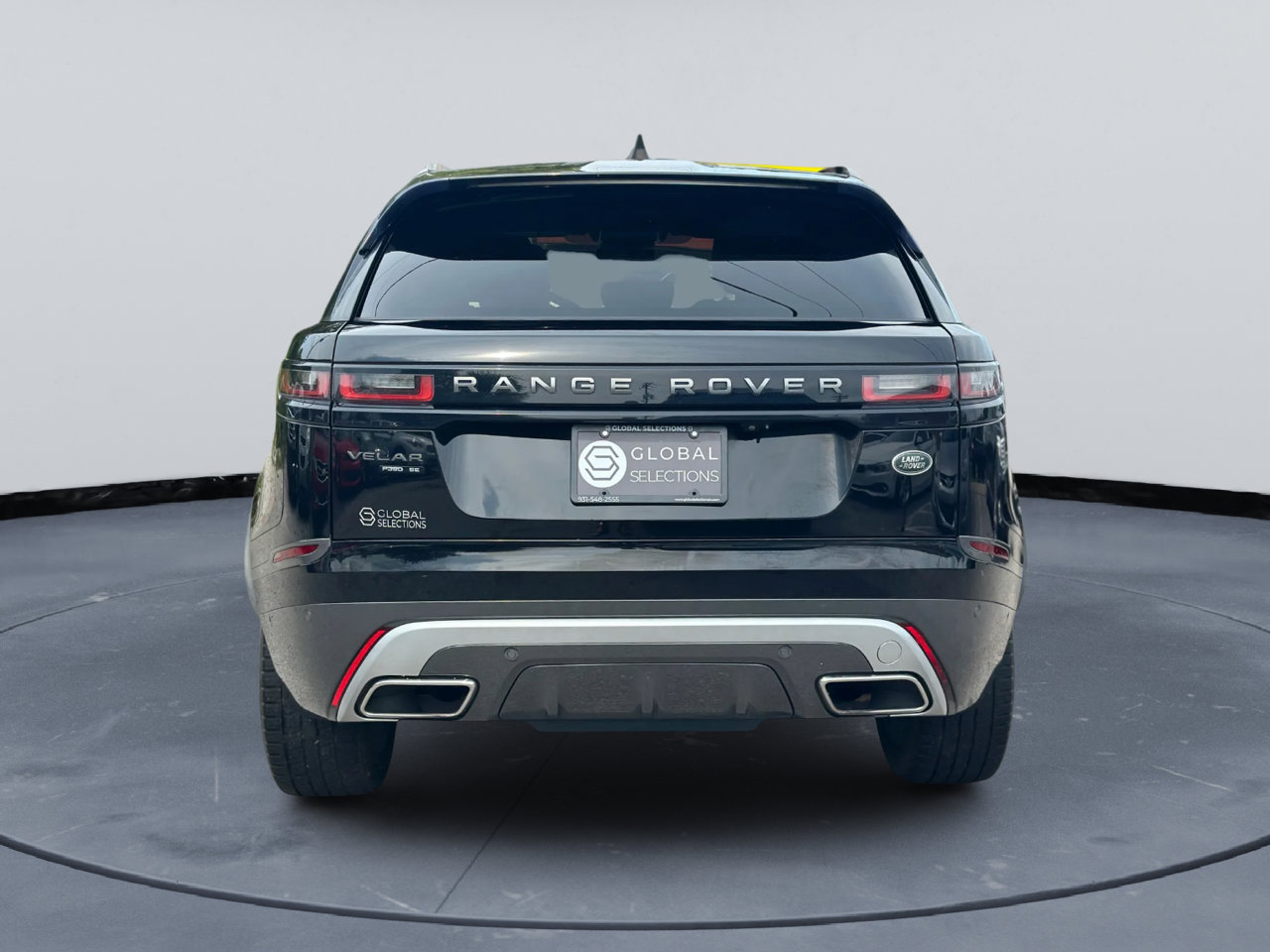 Used 2018 Land Rover Range Rover Velar R-Dynamic SE image 6