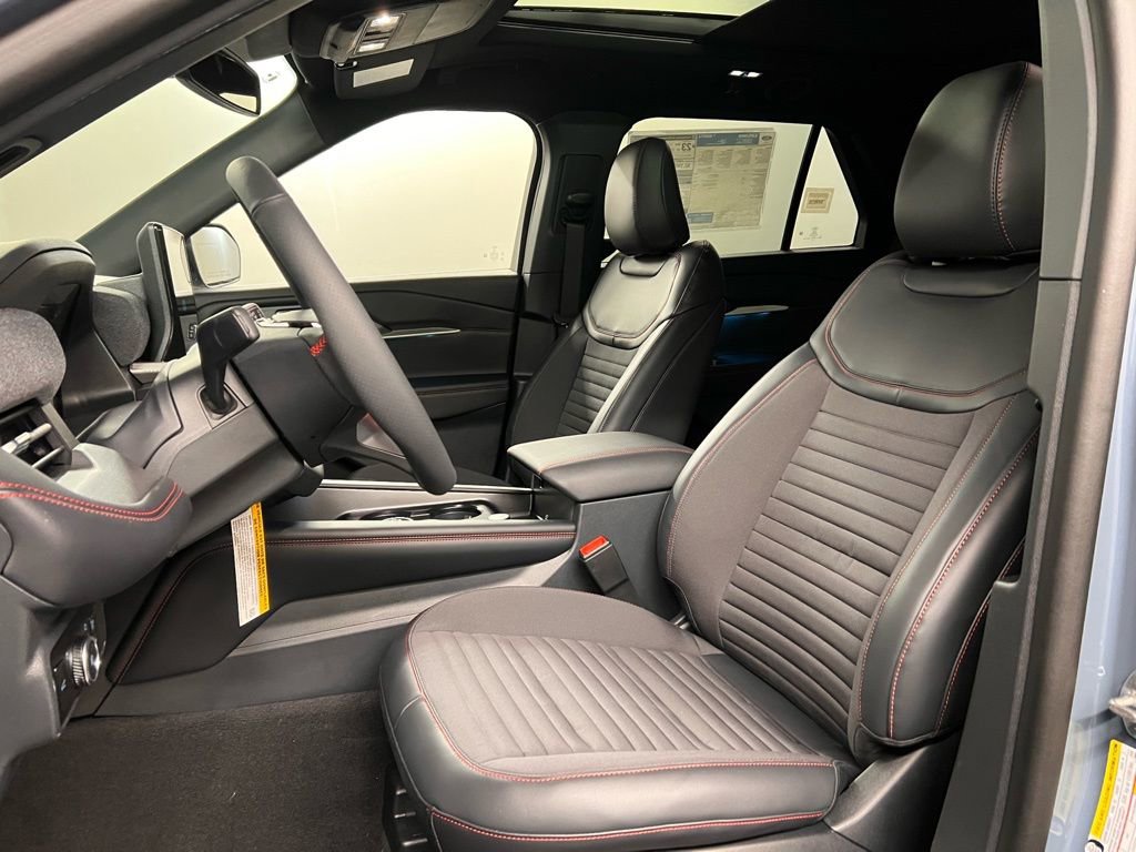 New 2026 Ford Explorer ST-Line w/ ST-Line Street Pack AWD/4WD image 26