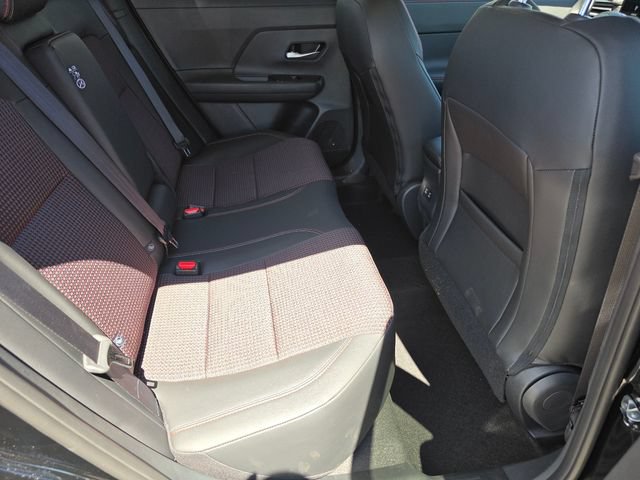 New 2026 Nissan Kicks SR AWD/4WD image 19