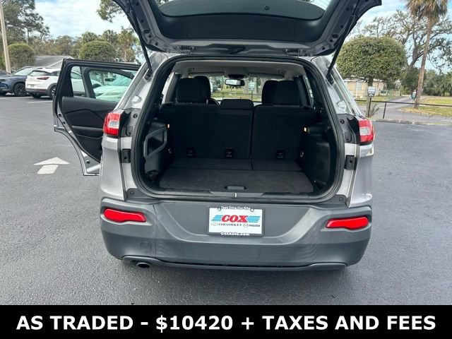 Used 2017 Jeep Cherokee Sport image 16