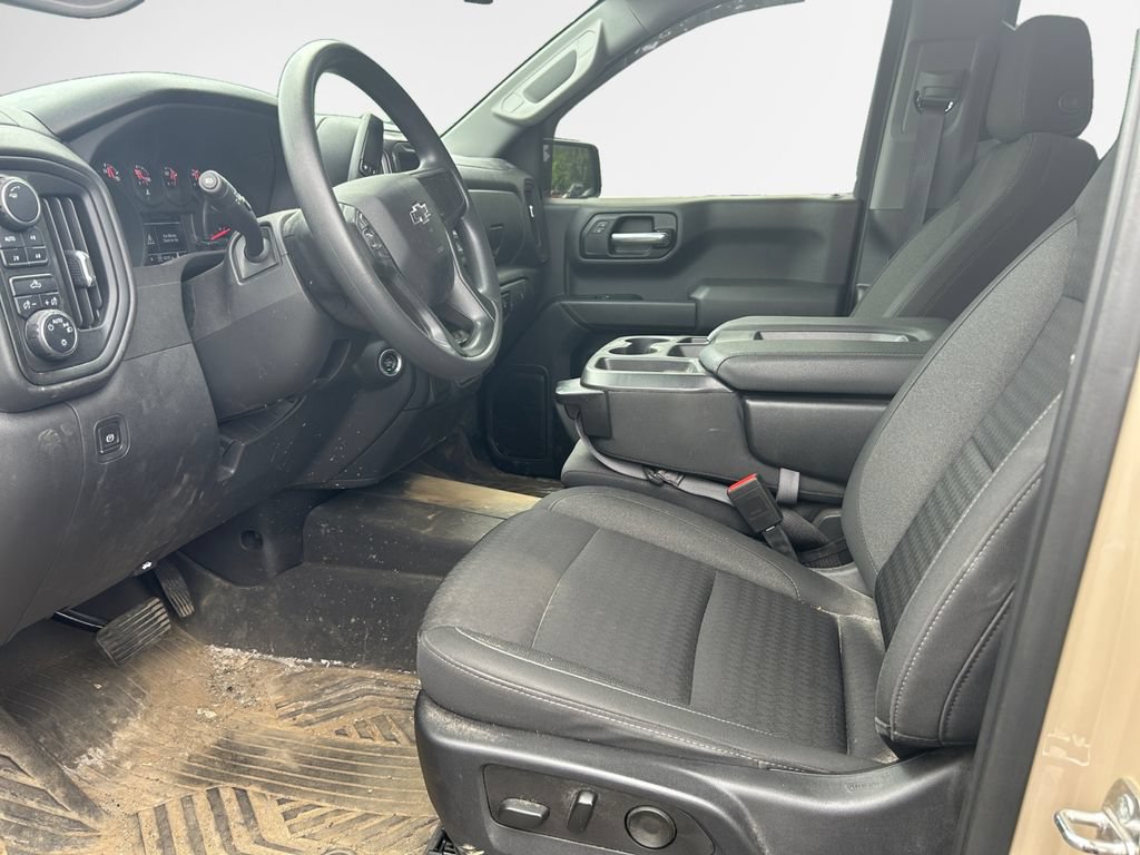 Used 2022 Chevrolet Silverado 1500 Custom Trail Boss w/ LPO, Dark Essentials Package AWD/4WD image 12