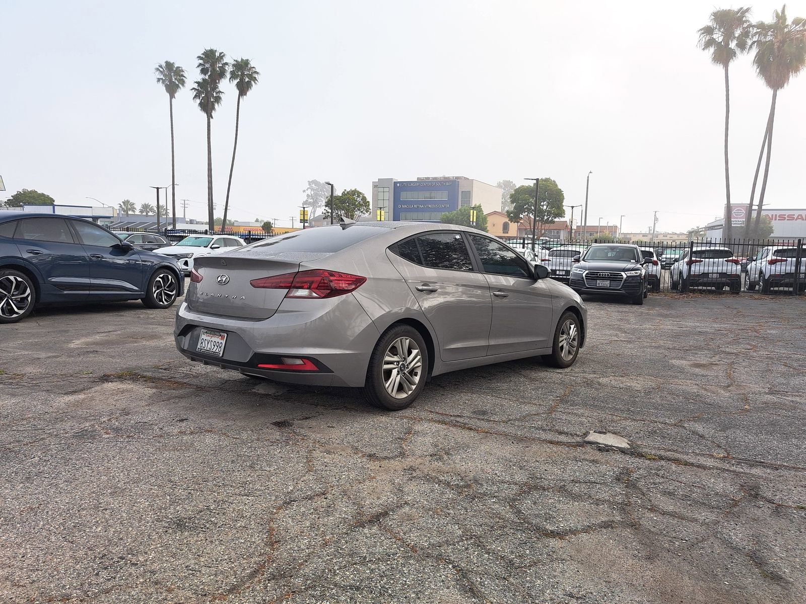 Used 2020 Hyundai Elantra SEL image 3