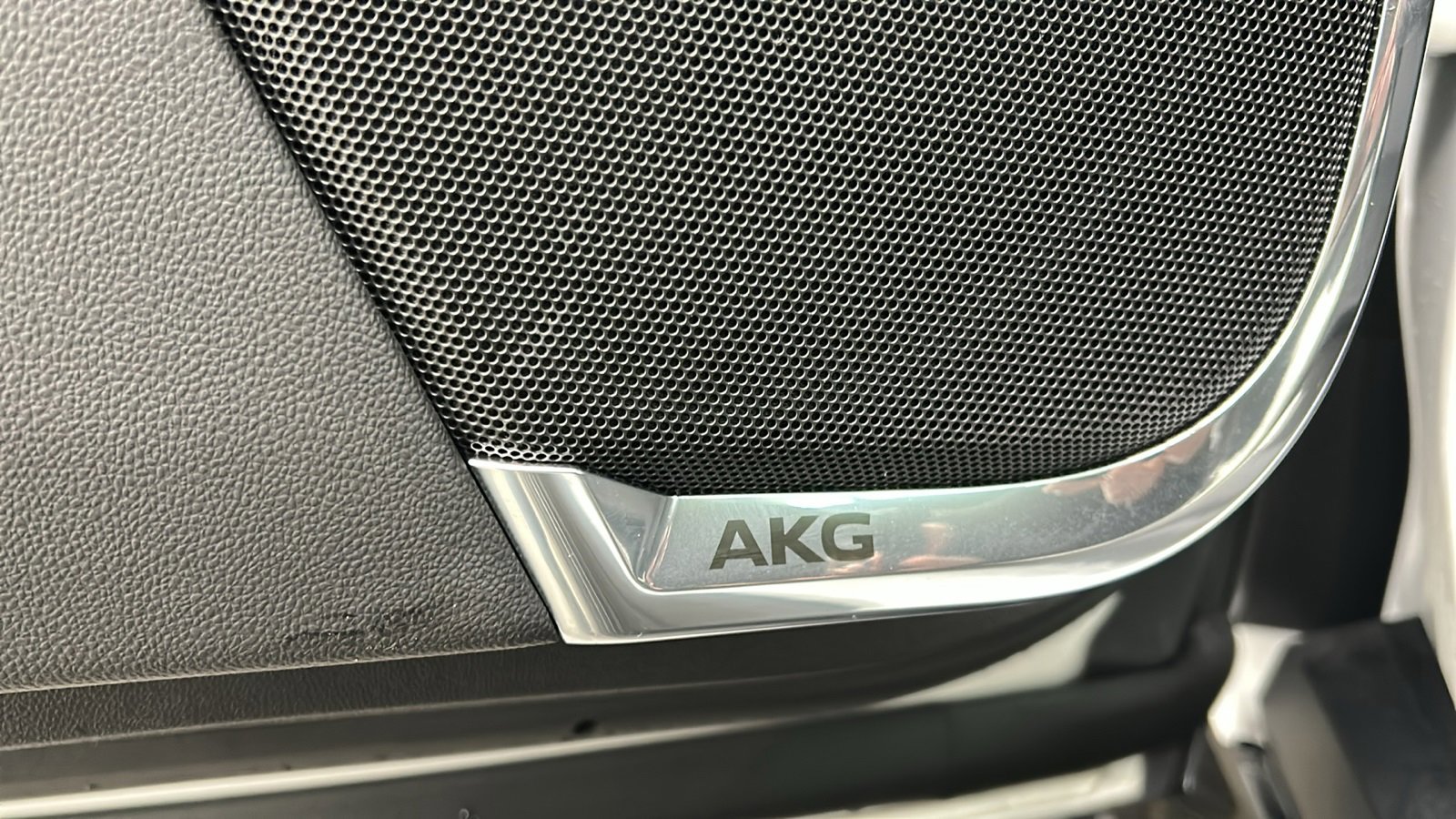 Used 2025 Cadillac Escalade Sport Platinum image 28