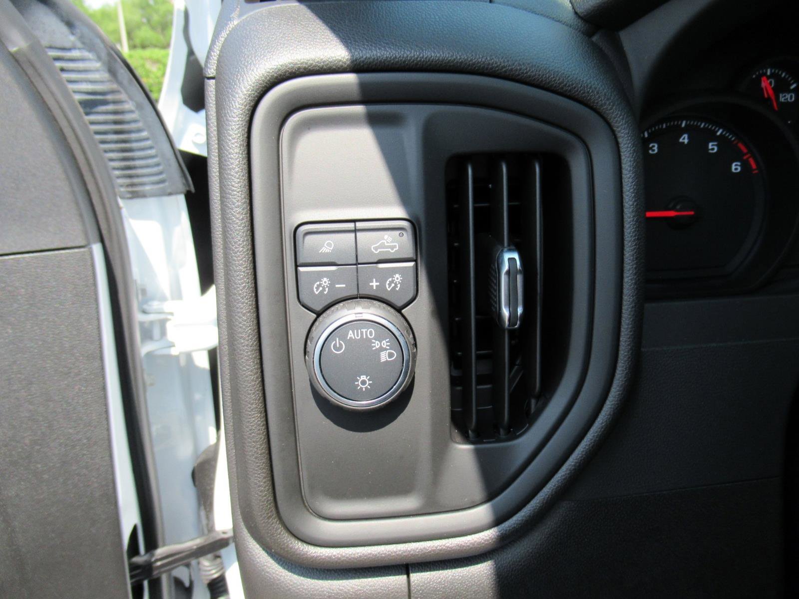 Used 2025 Chevrolet Silverado 2500 W/T w/ WT Convenience Package RWD image 19