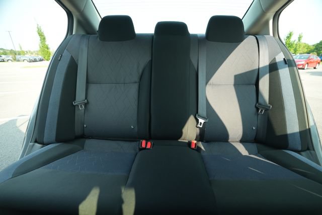 Used 2025 Nissan Versa SV FWD image 37