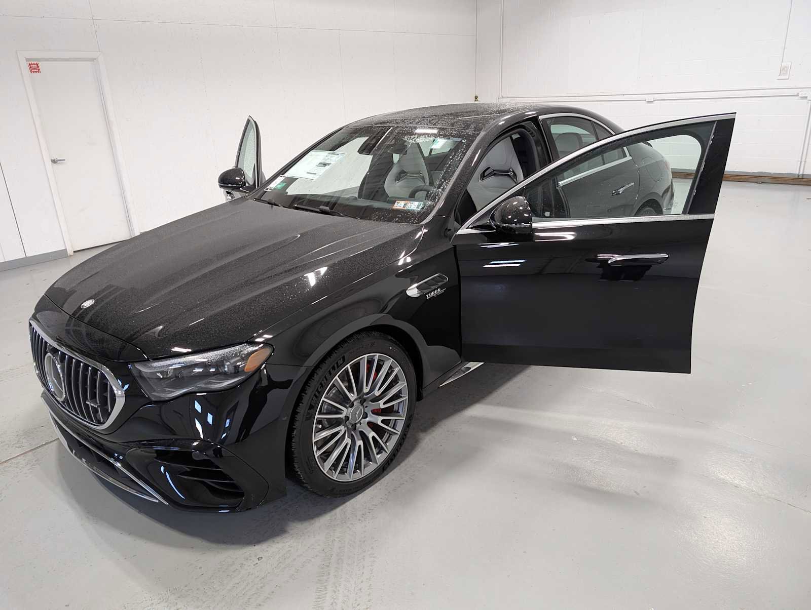 New 2026 Mercedes-Benz E 53 AMG e 4MATIC Sedan image 14