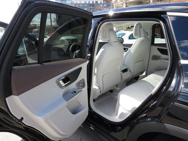 Used 2023 Mercedes-Benz EQE 350+ 4MATIC SUV image 23