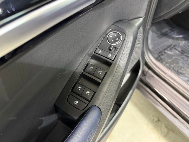 Used 2025 Kia Seltos S FWD image 11