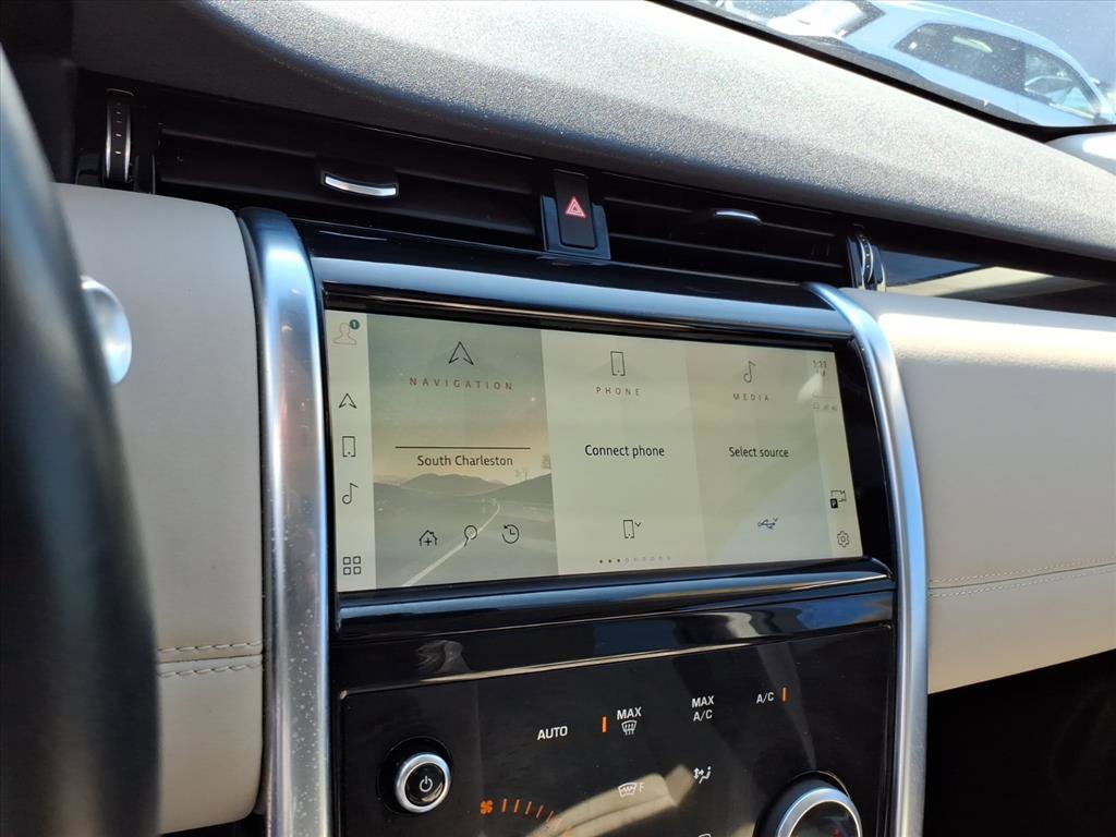 Used 2021 Land Rover Discovery Sport SE AWD/4WD image 18