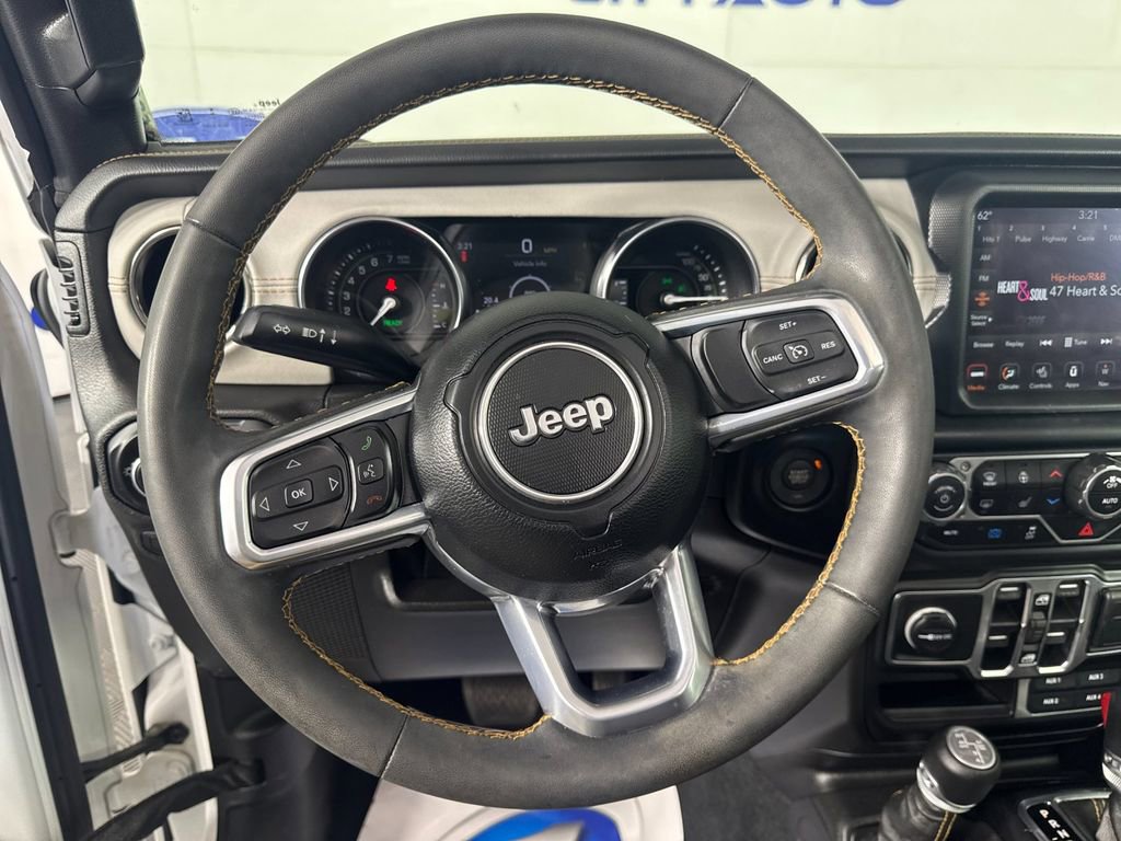 Used 2023 Jeep Wrangler Unlimited Sahara AWD/4WD image 22