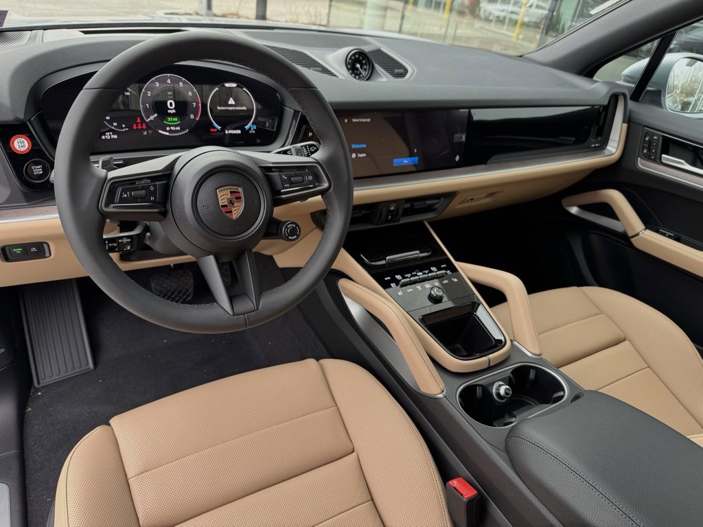 New 2025 Porsche Cayenne E-Hybrid image 36