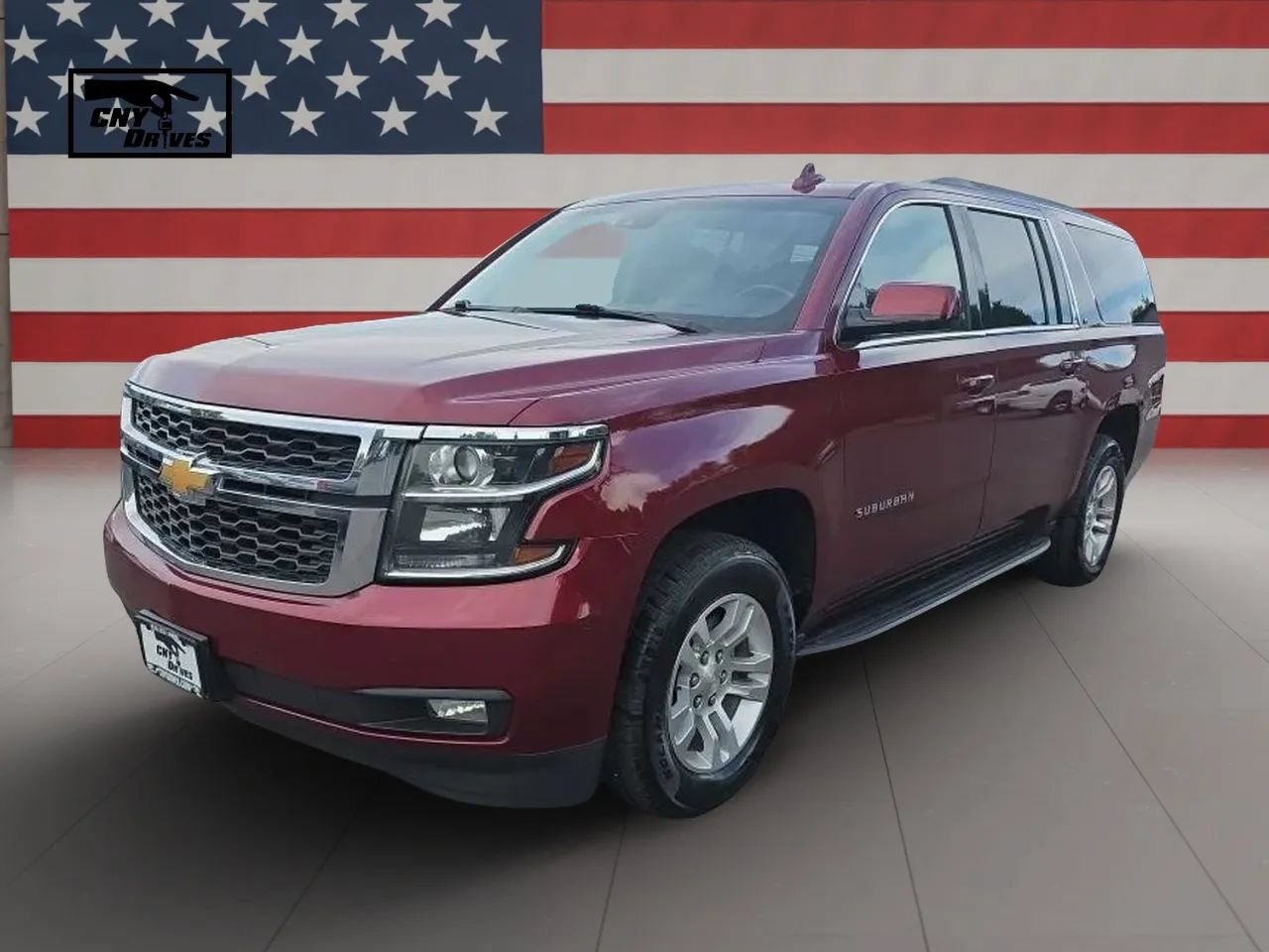 Used 2019 Chevrolet Suburban LT w/ Luxury Package AWD/4WD image 1
