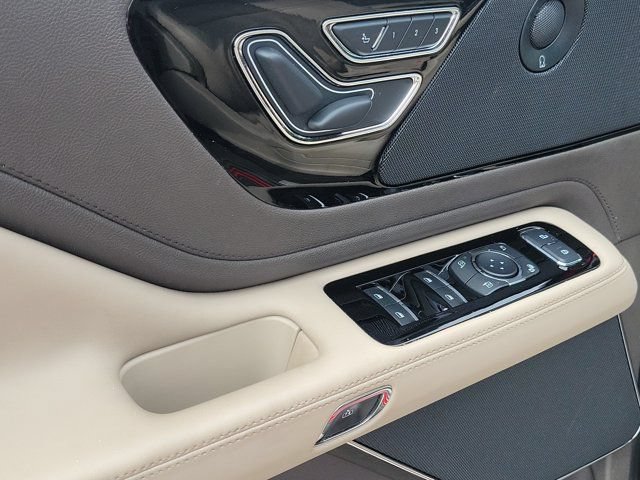 Certified 2020 Lincoln Aviator Reserve w/ Elements Package Plus AWD/4WD image 22