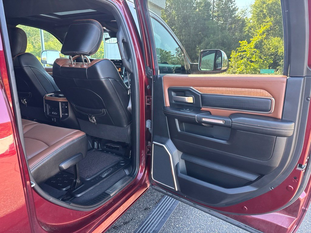 Used 2019 RAM 2500 Limited AWD/4WD image 25