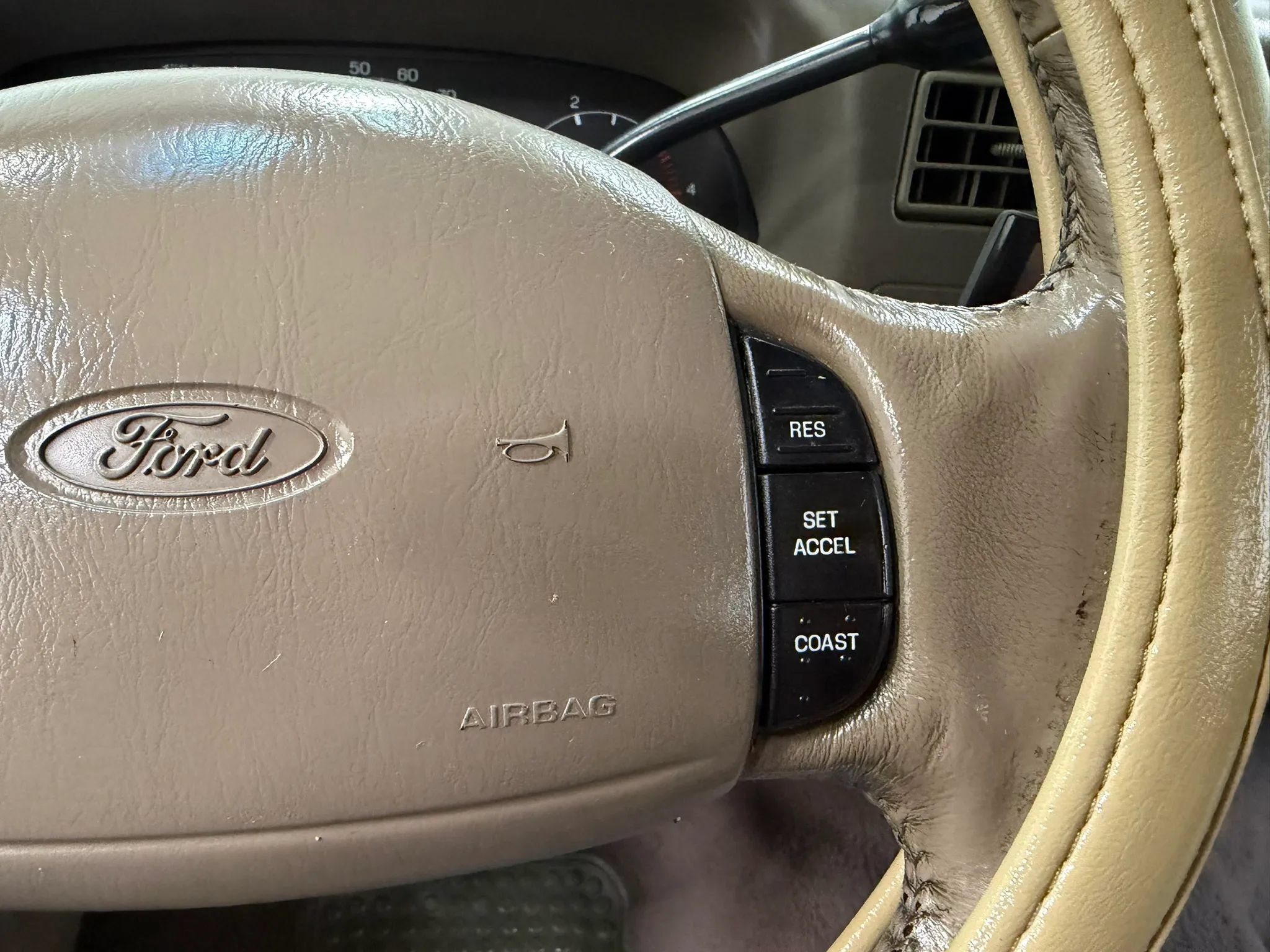 Used 2000 Ford F250 2WD Crew Cab Super Duty image 26