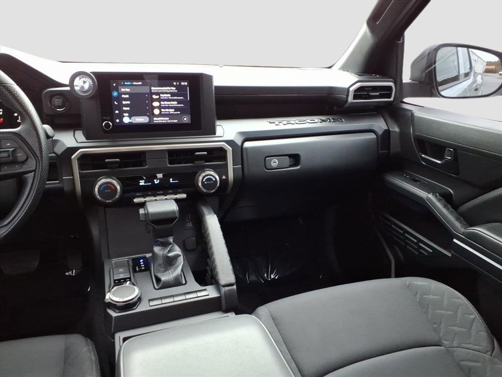 Used 2024 Toyota Tacoma SR image 15