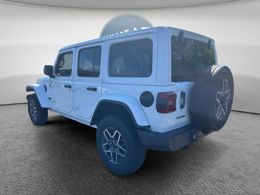 Certified 2025 Jeep Wrangler Unlimited Sahara AWD/4WD image 6