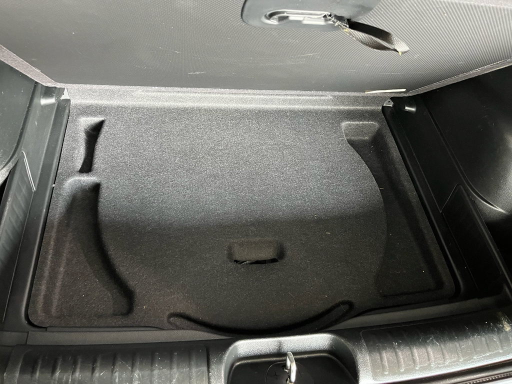 Used 2019 Jeep Cherokee Limited image 8