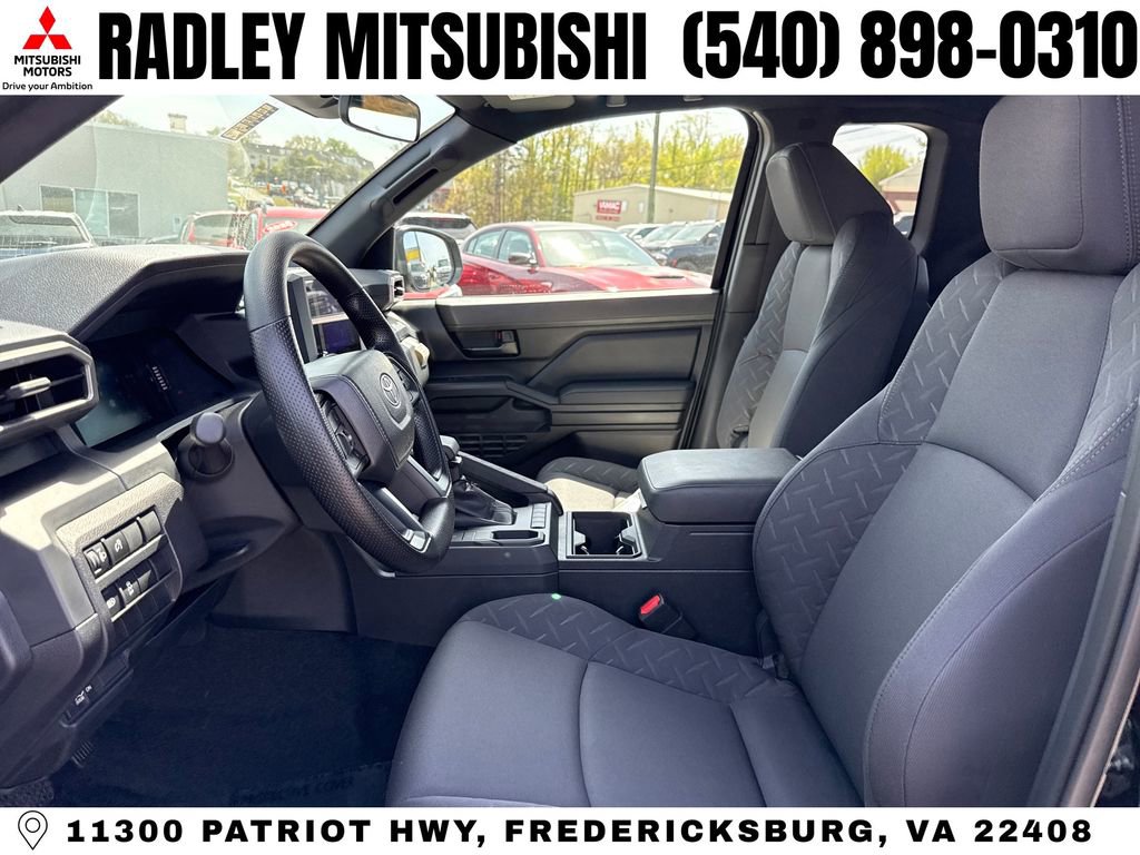 Used 2024 Toyota Tacoma SR image 3