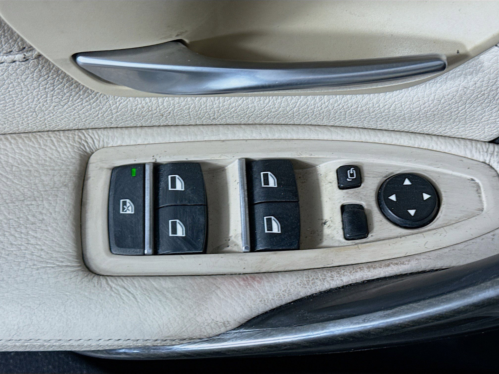 Used 2016 BMW 320i xDrive Sedan image 24