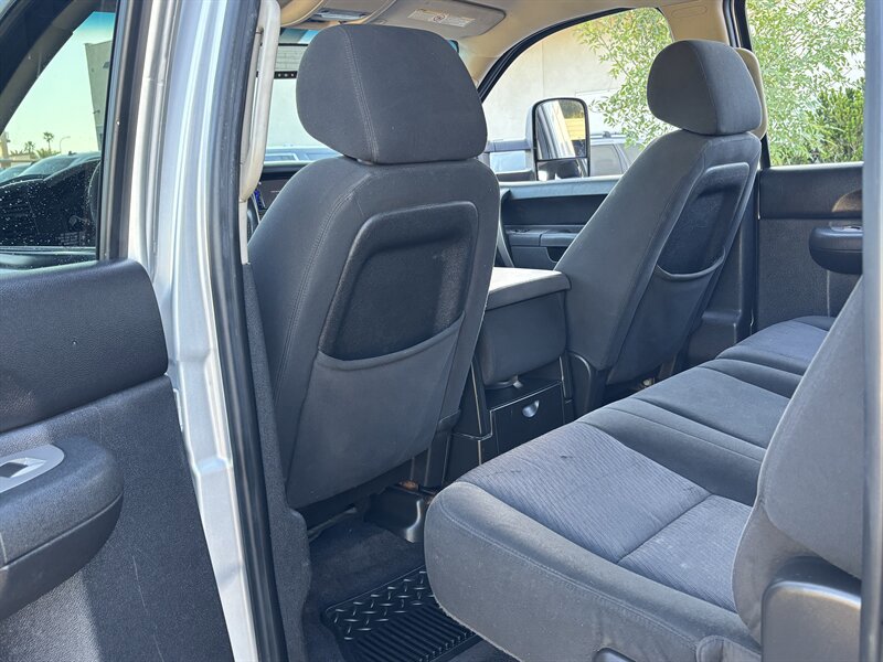 Used 2011 Chevrolet Silverado 3500 LT w/ Suspension Package, Off-Road image 39