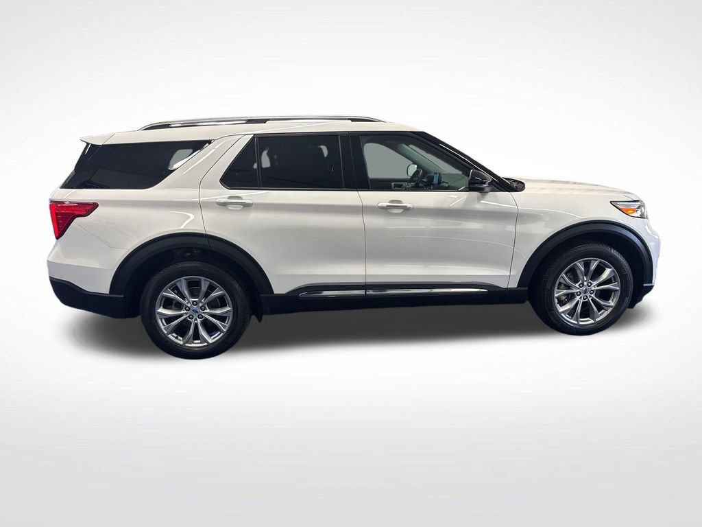 Certified 2024 Ford Explorer Limited w/ Limited Technology Package AWD/4WD image 14