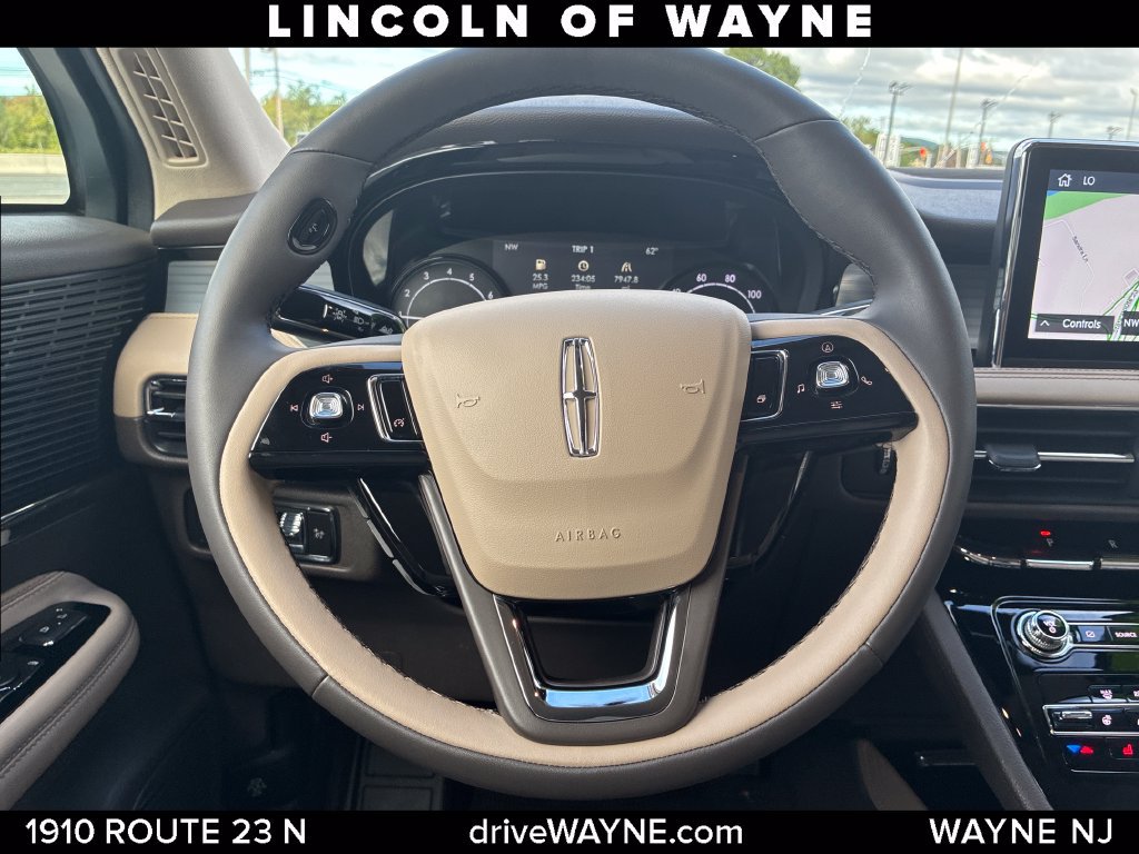 Certified 2022 Lincoln Corsair AWD w/ Equipment Group 101A image 25