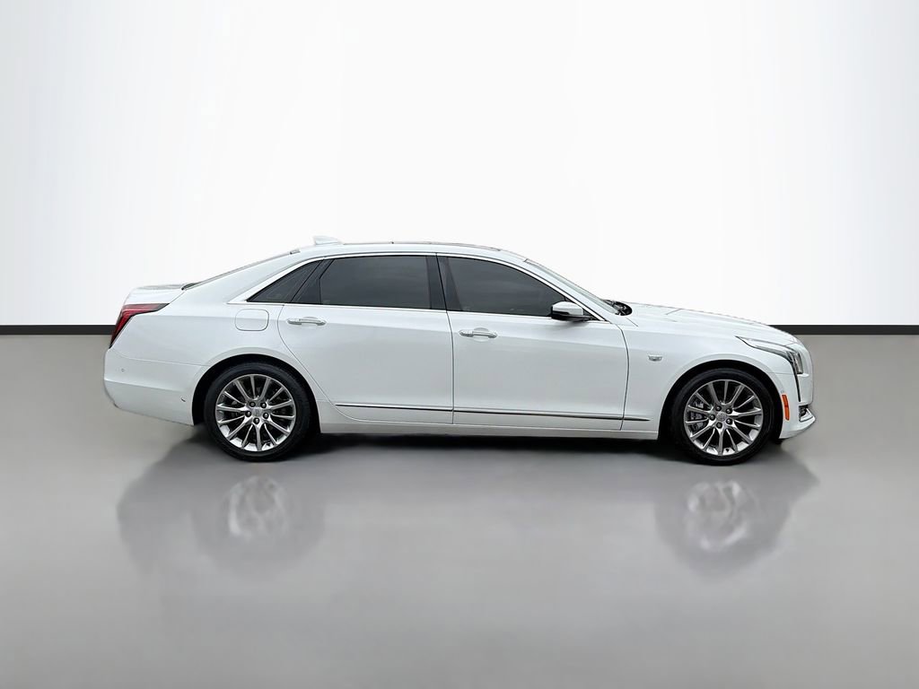 Used 2017 Cadillac CT6 Luxury image 4