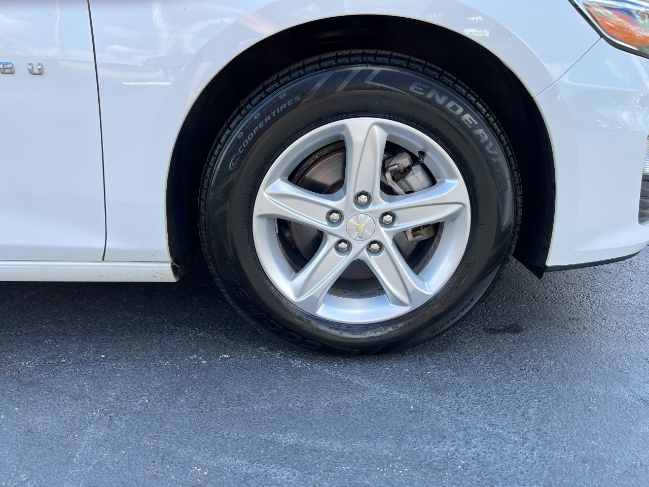 Used 2020 Chevrolet Malibu LS image 9